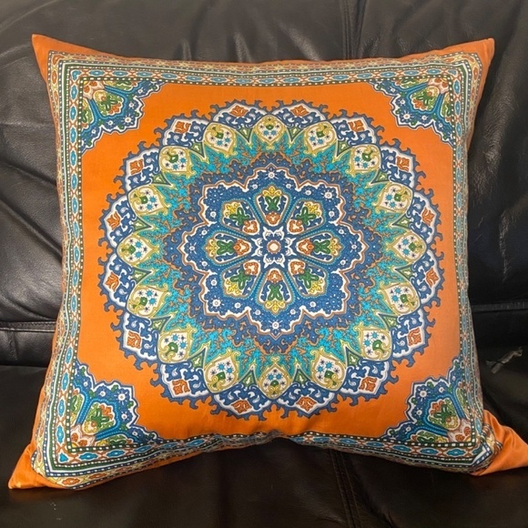POTTERY BARN Silk Throw Pillow Cover + Down Insert Orange Blue Mandala 18" X 18" - Picture 2 of 12